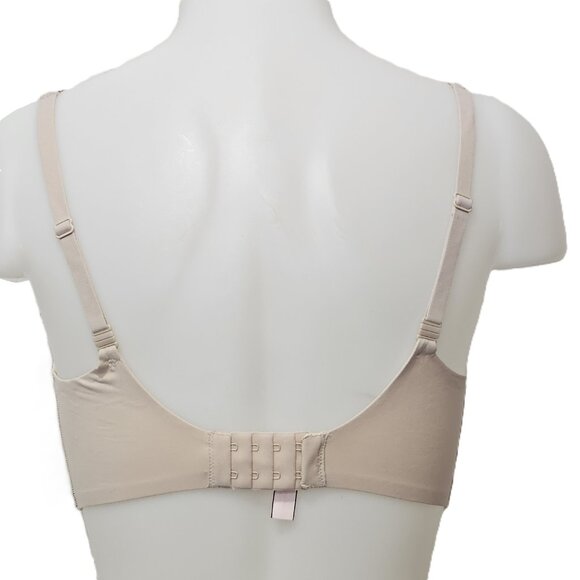 Victoria's Secret Unlined No Wire Bra - Picture 2 of 3